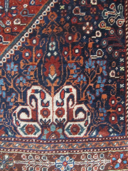 Attractive Qashqai Rug